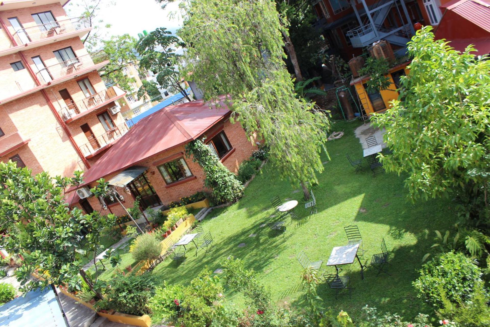 Royal Astoria Hotel Katmandú Exterior foto