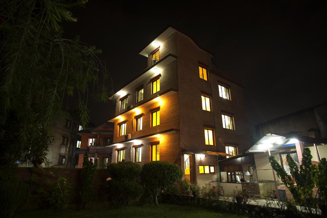 Royal Astoria Hotel Katmandú Exterior foto